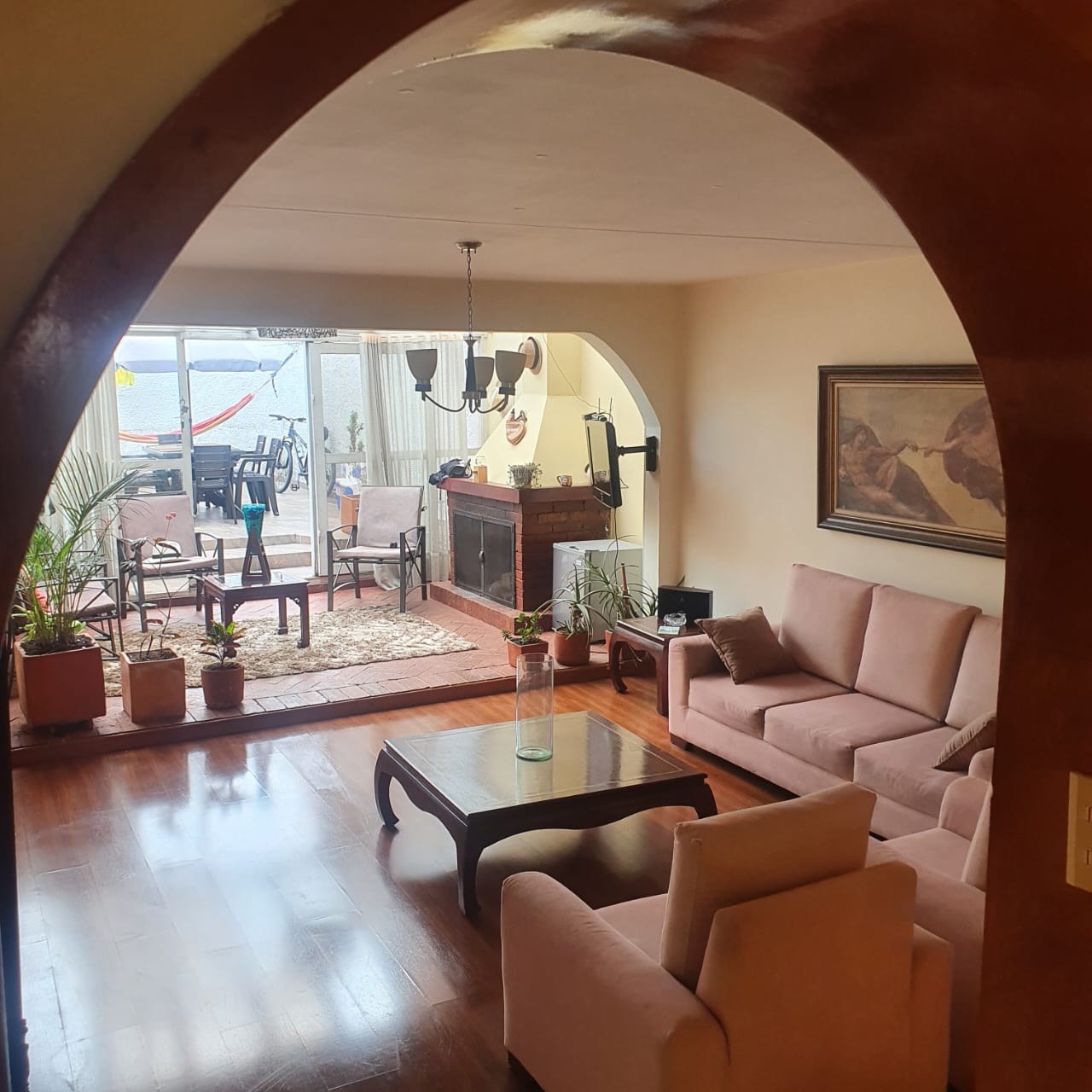 Casa en venta de 4 habitaciones con balcón en Bogotá, Batán.