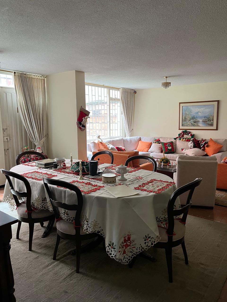 Casa en venta de 4 habitaciones con jardín en Bogotá, Pasadena.